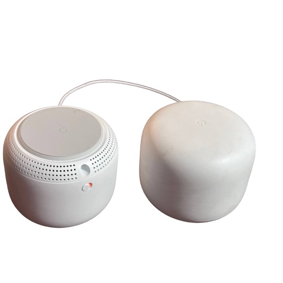 Google Nest 2nd Gen AC Dual Band WiFi Router and Extender, Snow (GA00822-US) - Picture 1 of 5